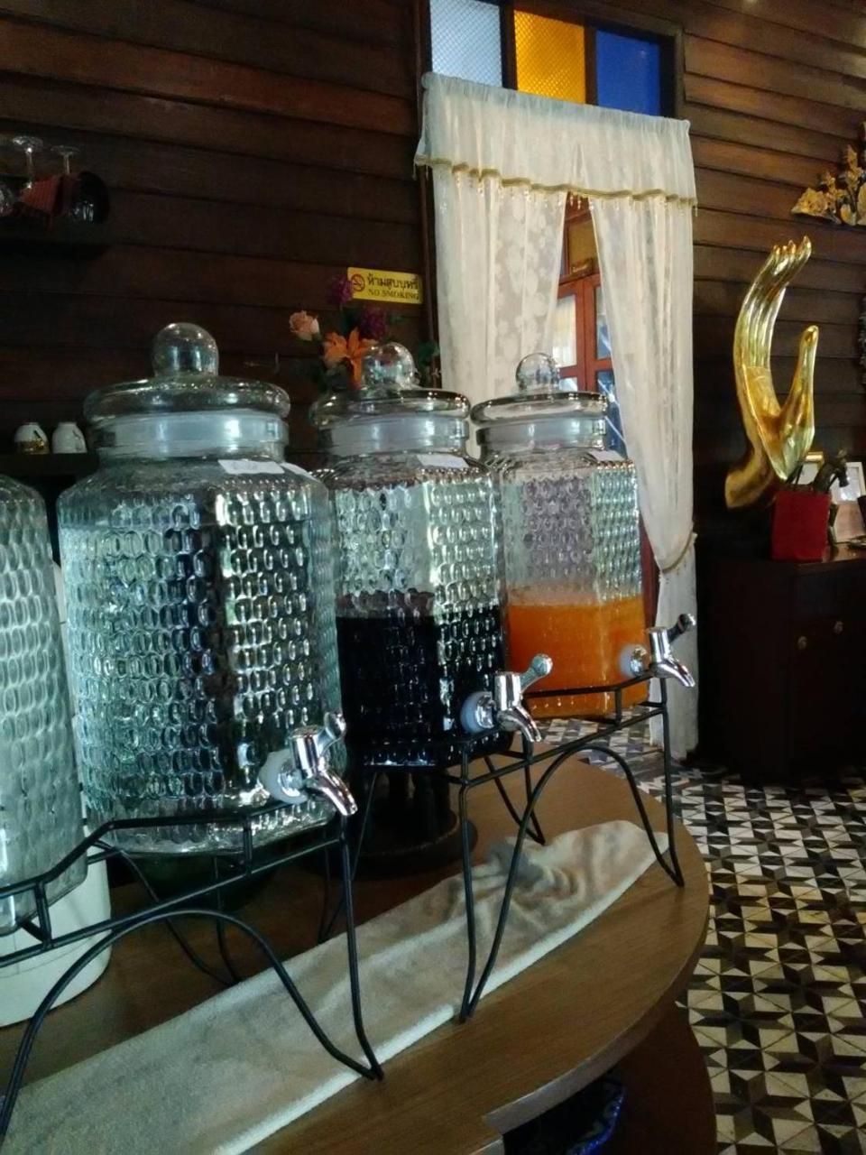 Baan Sithepaban Guesthouse Phitsanulok Exterior foto